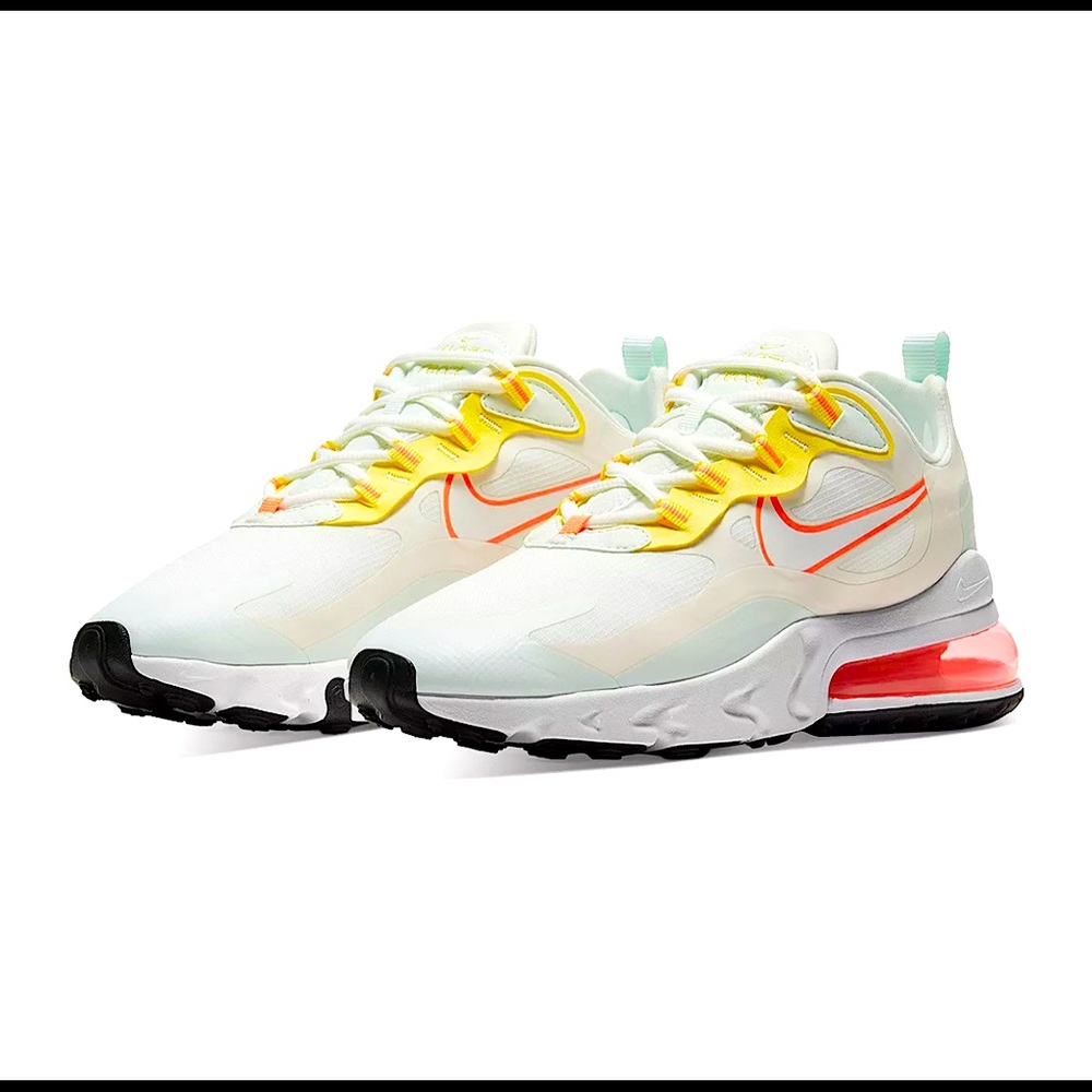 Nike WMNS Air Max 270 React sz. 5.5 women’s